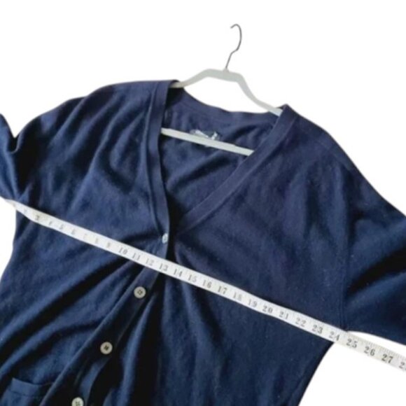 Lands' End navy blue cashmere button-up cardigan sweater size XL - Picture 6 of 8